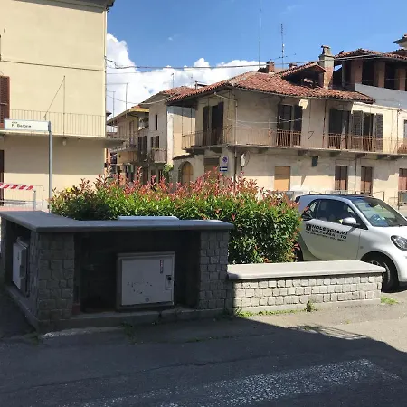 Happyhome Appartamento 4 Posti Letto Rivarolo Canavese Exterior photo